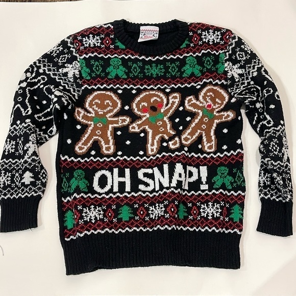 Well Worn Gingerbread Man Oh Snap! Christmas Ornaments Holiday Knit Sweater - Picture 1 of 6